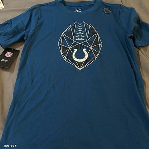Colts youth large Nike Tee